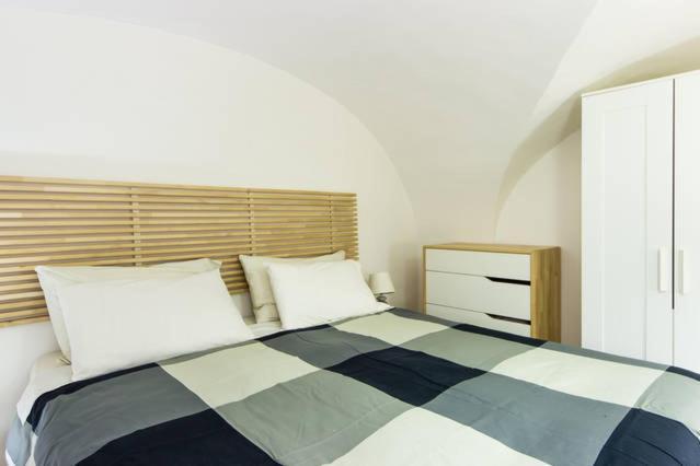 Umberto Flat City Center Catania-Fontanarossai nemzetközi repülőtér Kültér fotó